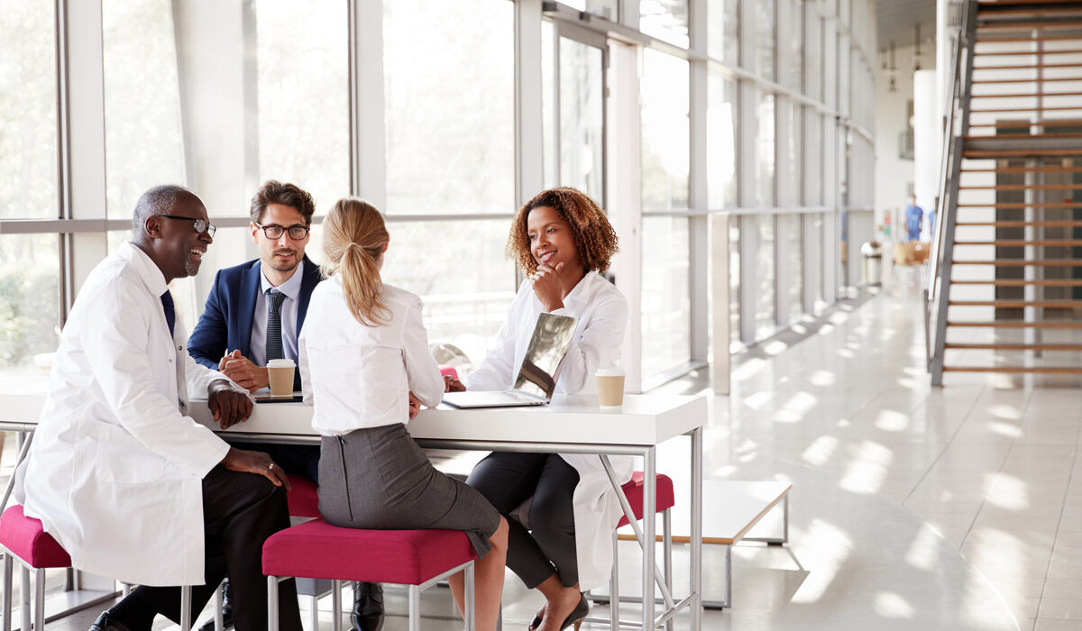 What to Consider When Choosing a Locum Tenens Agency